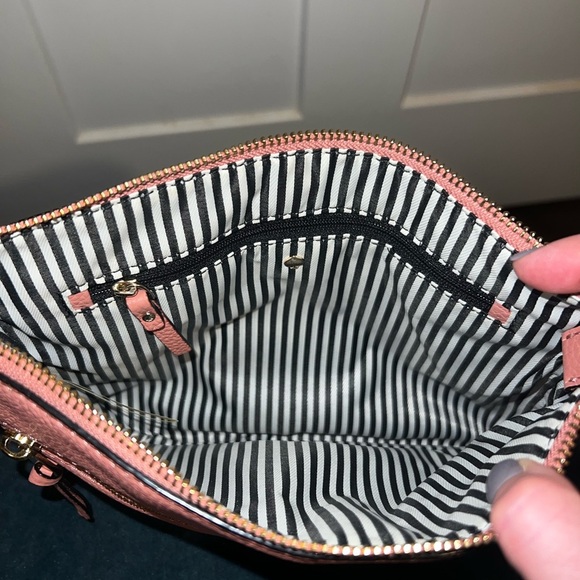 Kate Spade Pink Crossbody Bag with Adjustable Strap - Picture 3 of 7